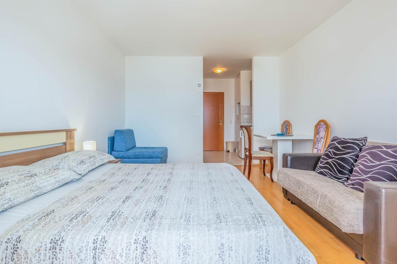 Blue Chill Apartments Duce Exterior photo